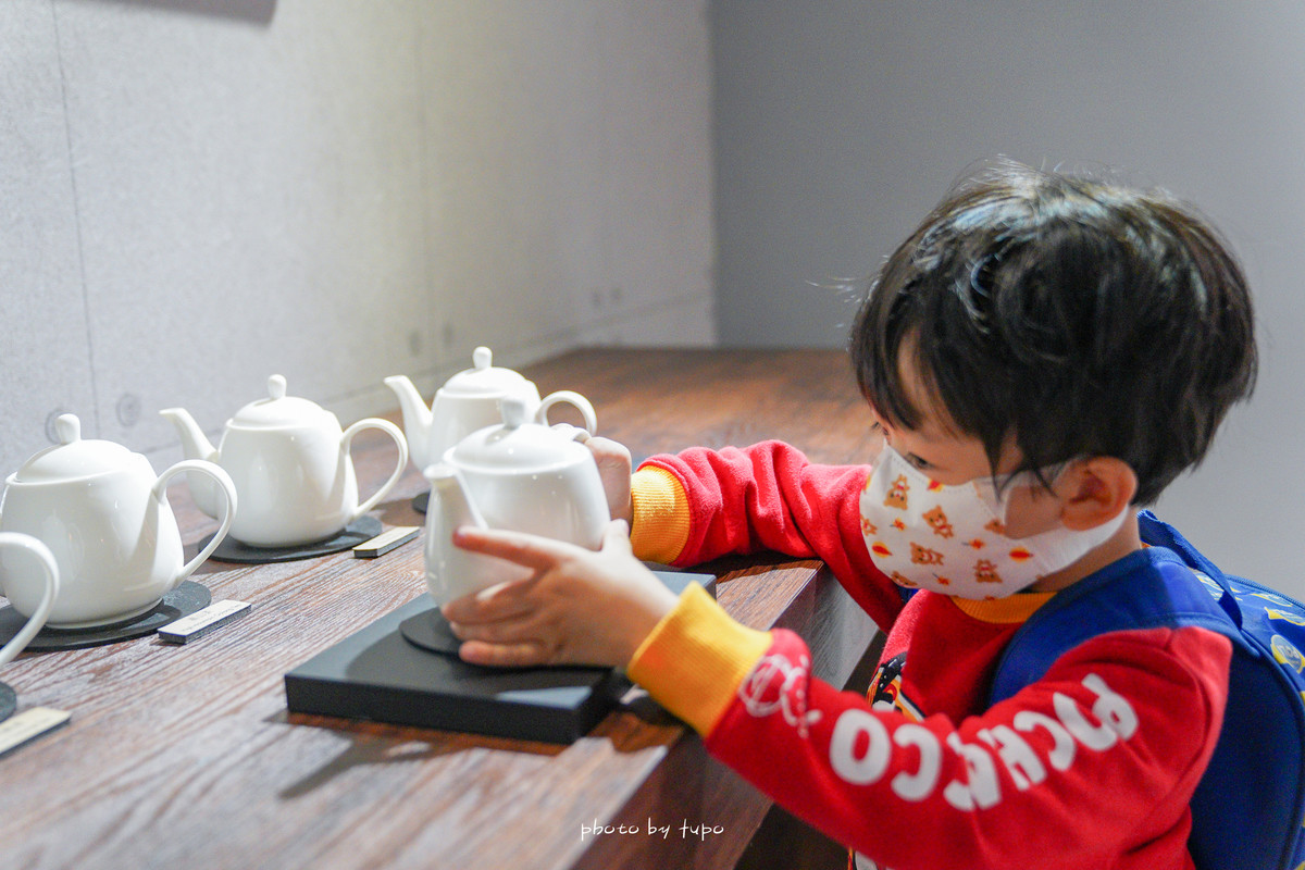 新北景點》坪林茶業博物館： 超美三公頃江南庭園.茶葉實驗室.多款親子共遊設施.製茶過程體驗好好玩！