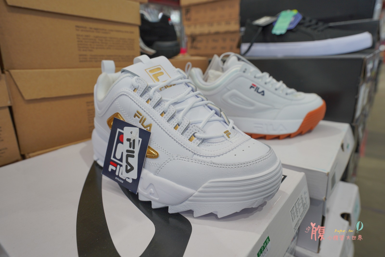 彰化最大廠拍 只有十天 運動用品 進口保養品 曼黛
