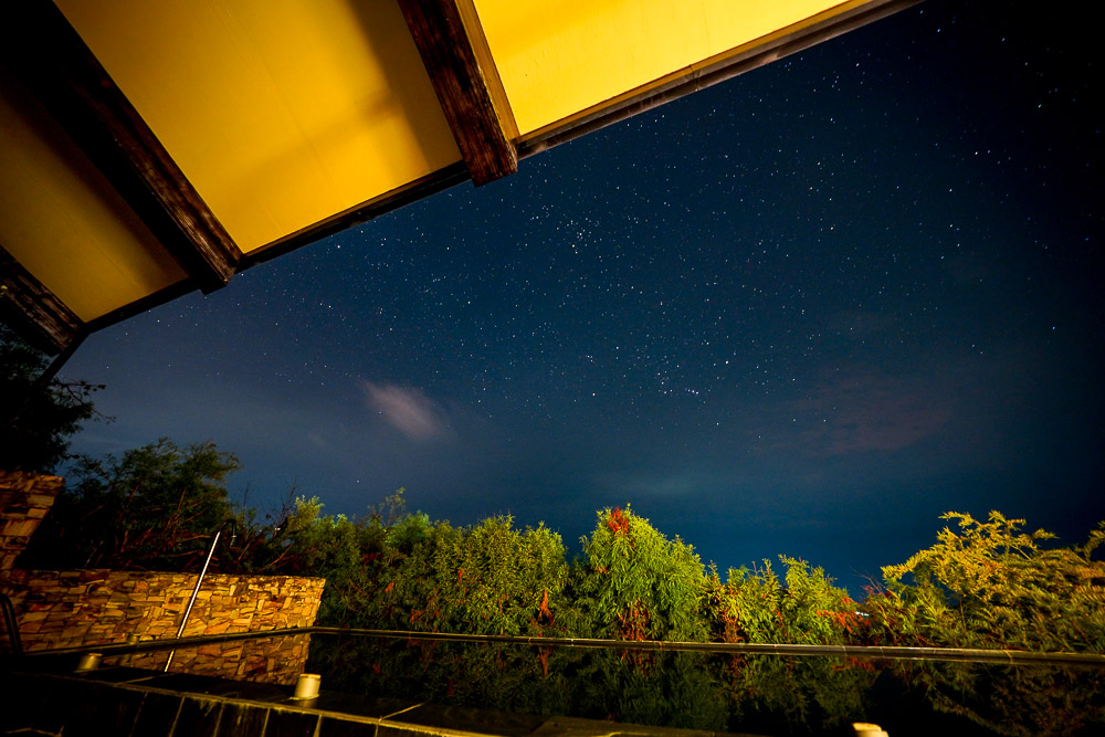 清境普羅旺斯玫瑰莊園 |清境住宿,超唯美溫水山嵐泳池Villa，躺著就可以欣賞綿延山嵐，晚上看滿天星空