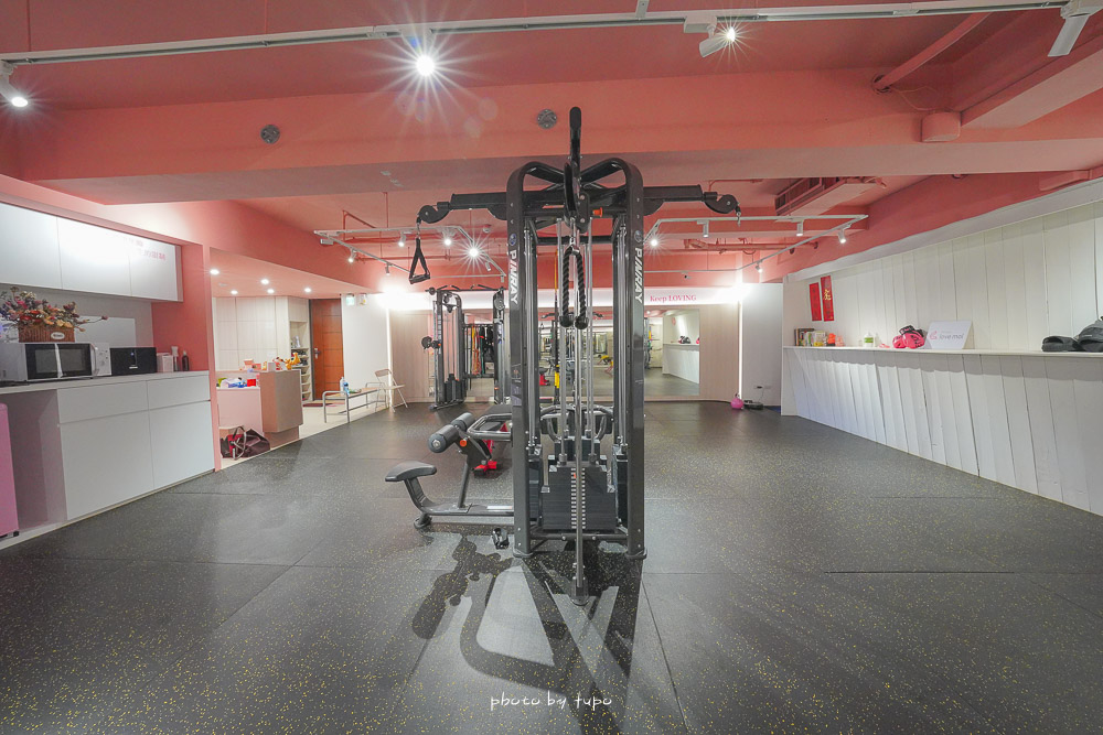 汐止健身房推薦》Love Moi Fitness愛自己健身工作室，一次只有接待一組人，獨享包場夢幻健身空間