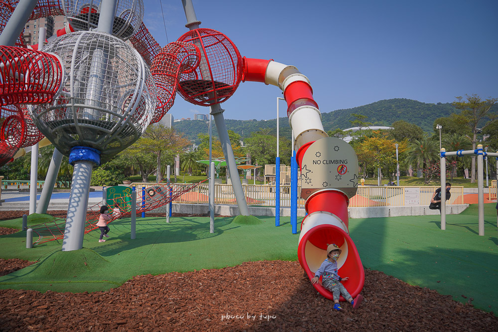 士林親子景點》天母運動公園兒童遊戲場(天母夢想樂園)，全台最高9公尺棒球溜滑梯超刺激