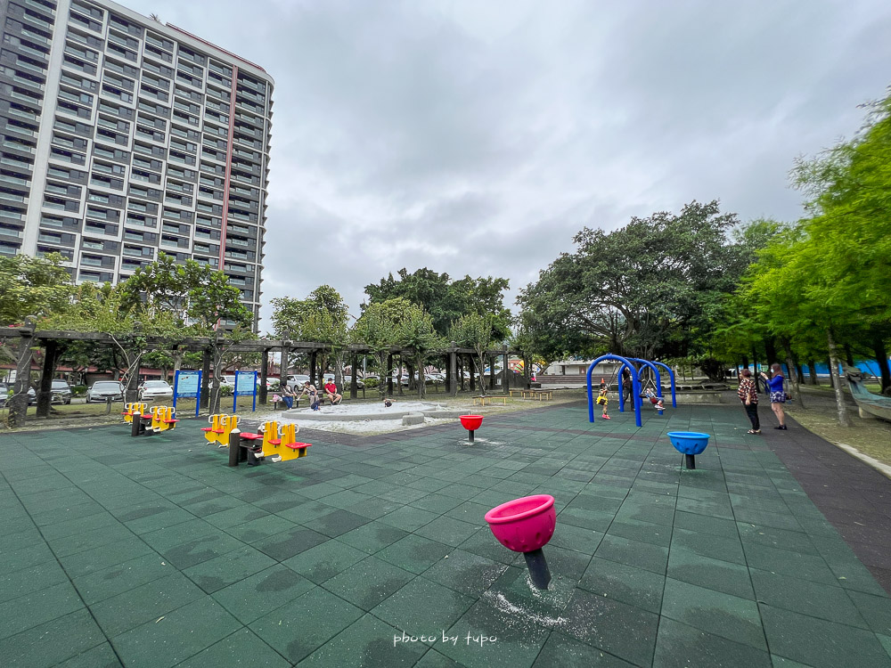 宜蘭特色公園》頭城運動公園好玩嗎? 必玩最新5大設施，還有大草皮可以野餐。