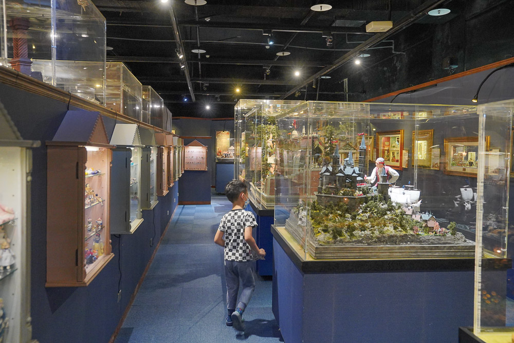 台北室內景點》袖珍博物館帶你環遊世界，日本商店街、侏羅紀樹屋、歐洲街景、羅馬遺跡