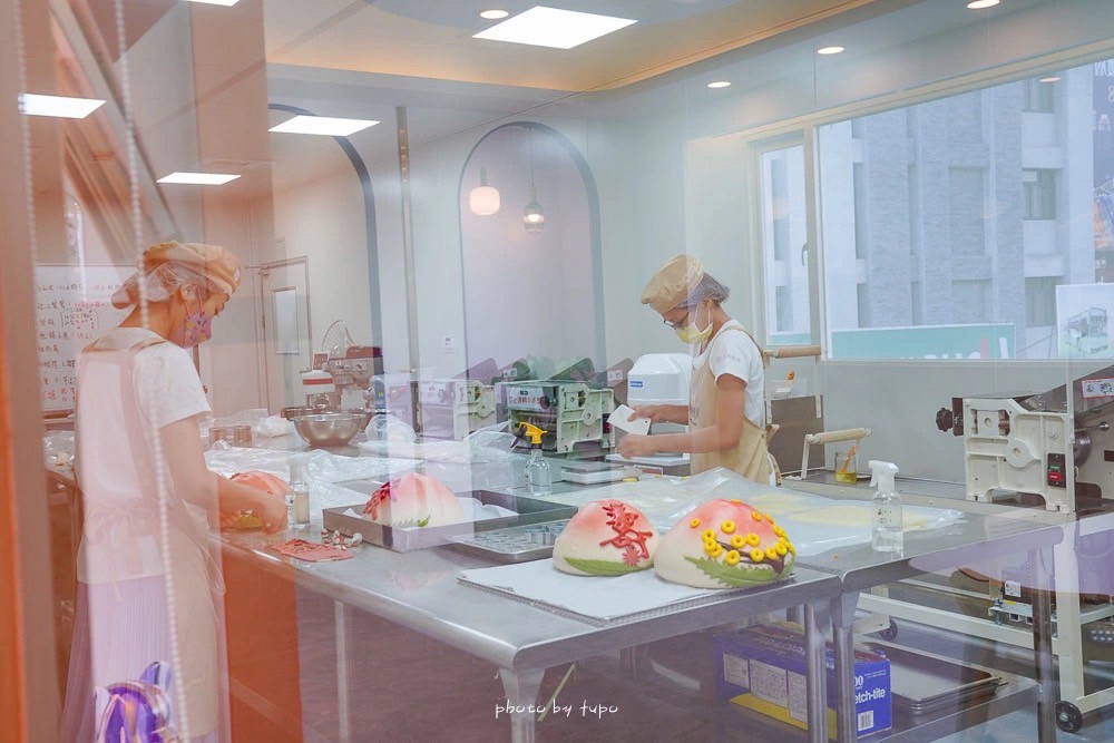 台中景點》美姬饅頭，全球第一間造型饅頭主題餐廳，秋紅谷旁必訪網美餐廳