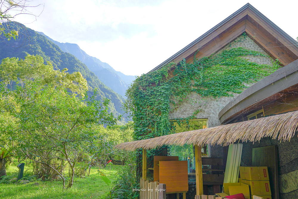 花蓮住宿》彷如仙境的太魯閣山月村，被山谷環繞的獨棟小木屋，一泊二食心得