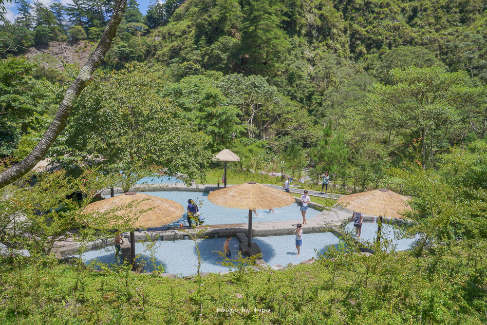 台中谷關景點》八仙山國家森林遊樂區，峇里島山泉水戲水池、復古車站、觀景平台下車一分鐘就到