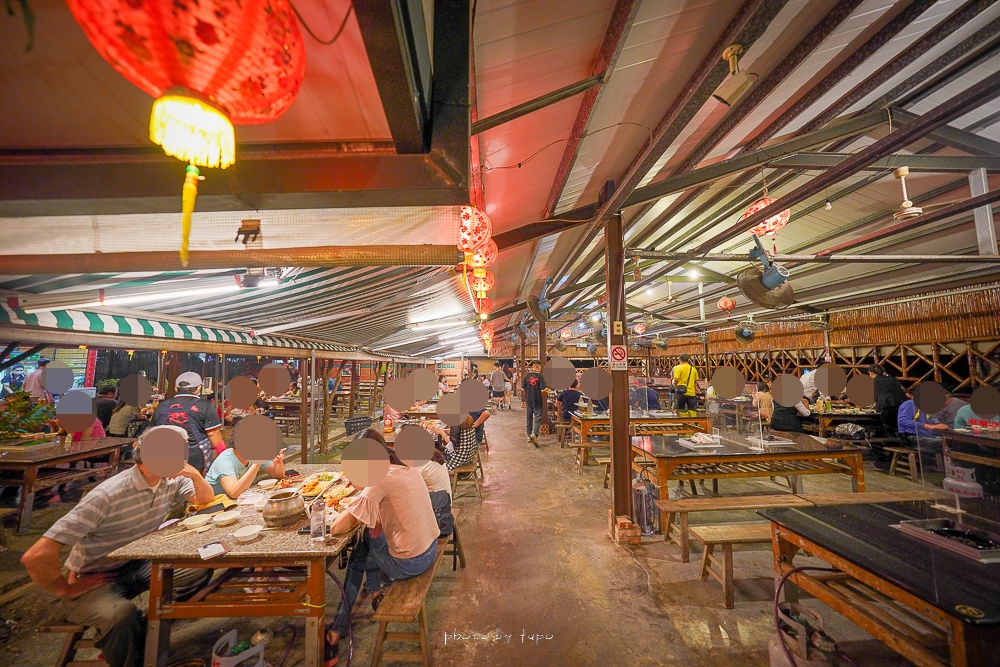 屏東林邊美食》水月軒鮮蝦美食餐廳，古色古香中式泰國蝦餐廳，人氣胡椒蝦檸檬蝦、菜單價位
