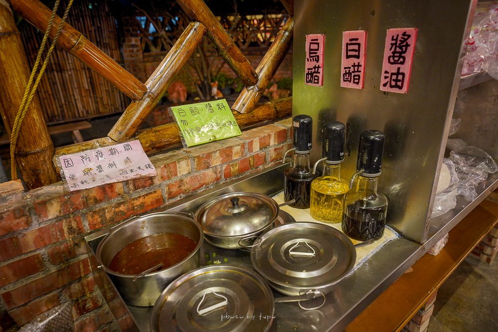屏東林邊美食》水月軒鮮蝦美食餐廳，古色古香中式泰國蝦餐廳，人氣胡椒蝦檸檬蝦、菜單價位