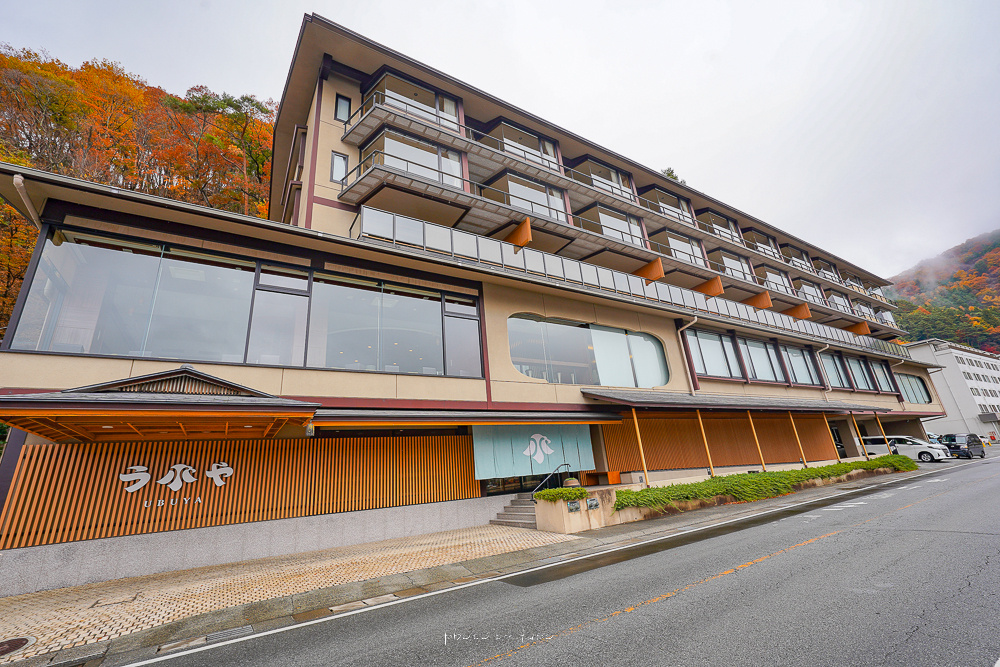 河口湖住宿》湖山亭產屋，超難訂房的河口湖奢華住宿，一泊二食慶生紀錄@小腹婆大世界
