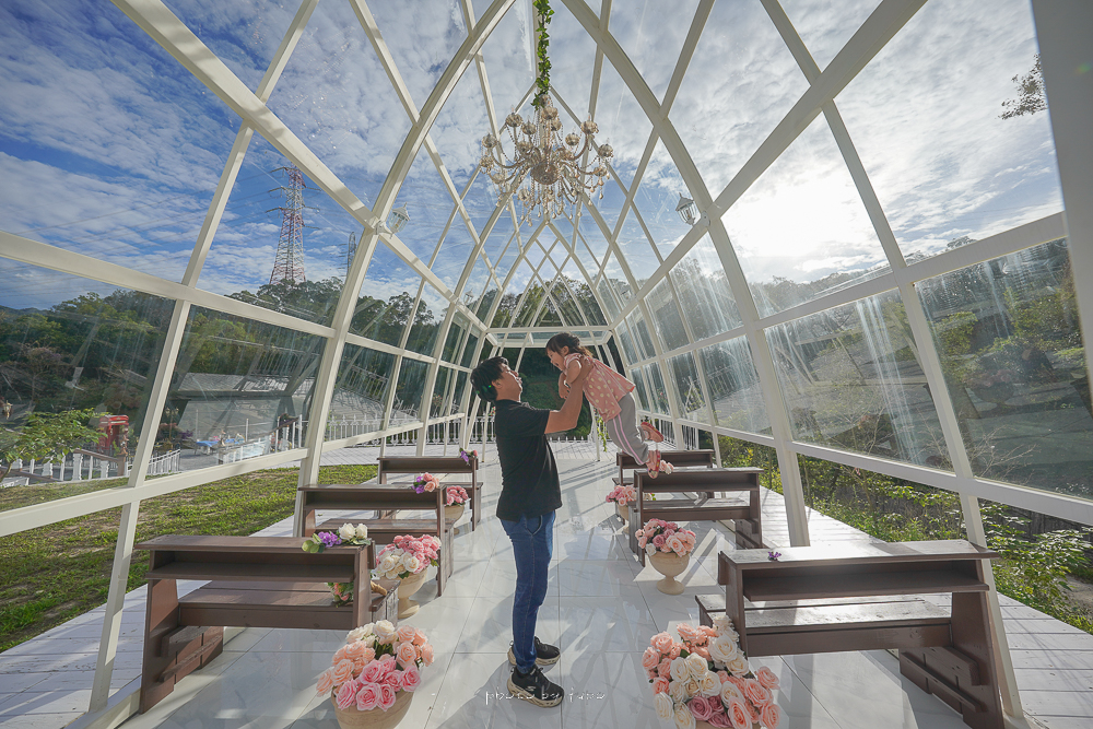 苗栗最新景點》莫內秘密花園，苗栗最新婚紗攝影基地，超過30個拍攝場景實拍，京都街道，門票收費
