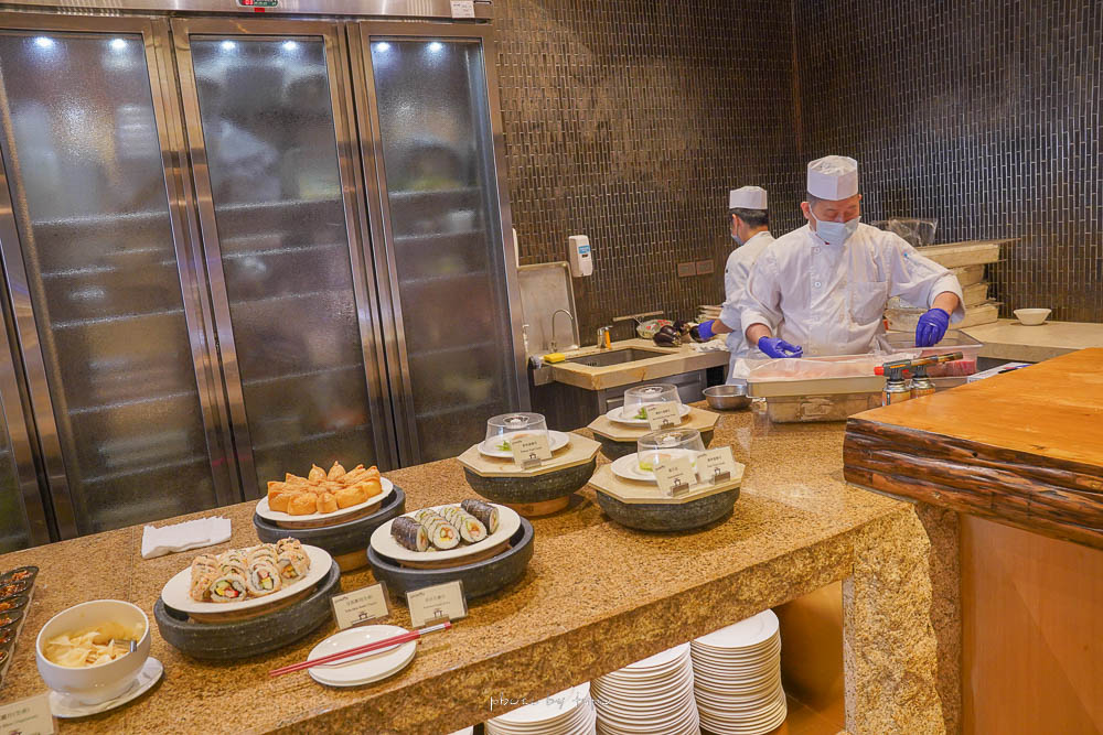 台北吃到飽|台北美福彩匯自助餐廳升級2.0,饕客必吃,海陸鮮食美味上桌,費用分享