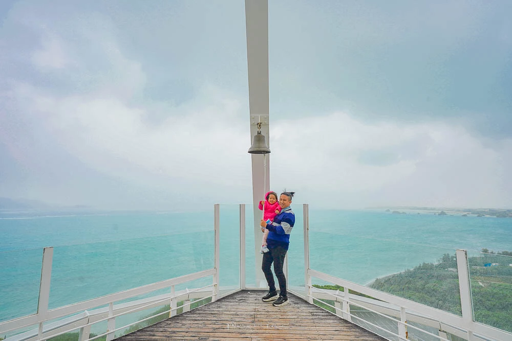 沖繩北部景點》古宇利海洋塔，82m白色展望塔，搭乘無人車展望戀之島、貝殼博物館 @小腹婆大世界