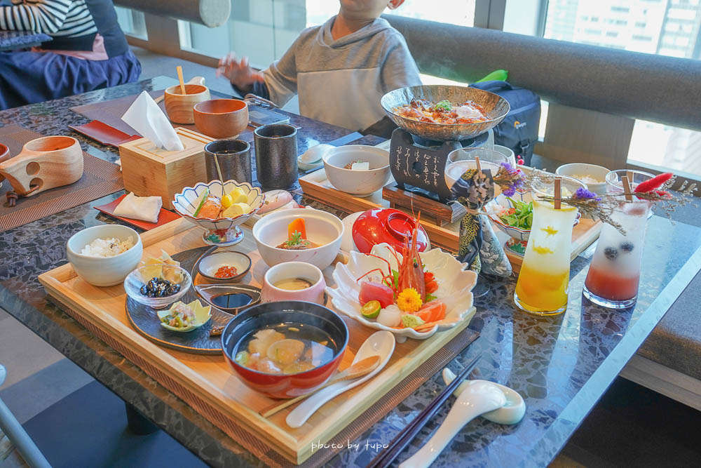 高雄最新高空景觀餐廳|五十座懷石日本料理,菜單價位,可以欣賞高雄港景吃美食