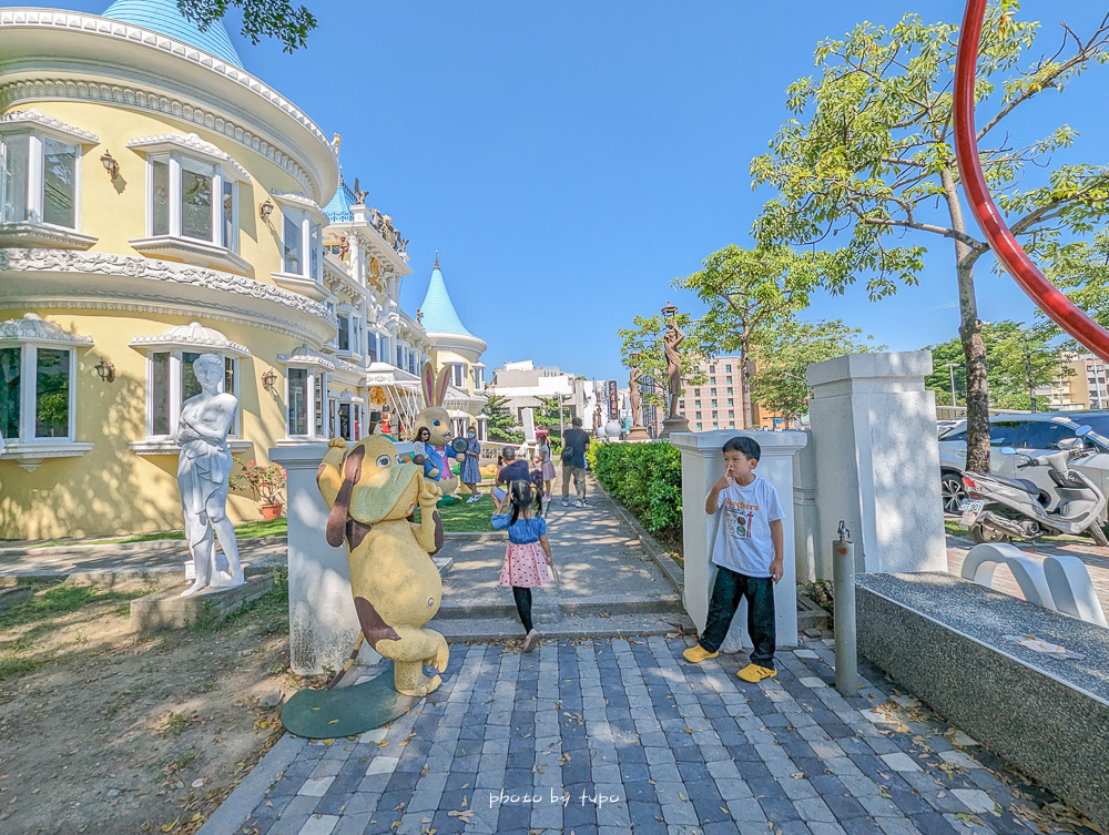 台南城堡景點「藏金閣2館」免費開放參觀，全台最美公家機關變身愛麗絲夢幻城堡，順遊貓咪公園