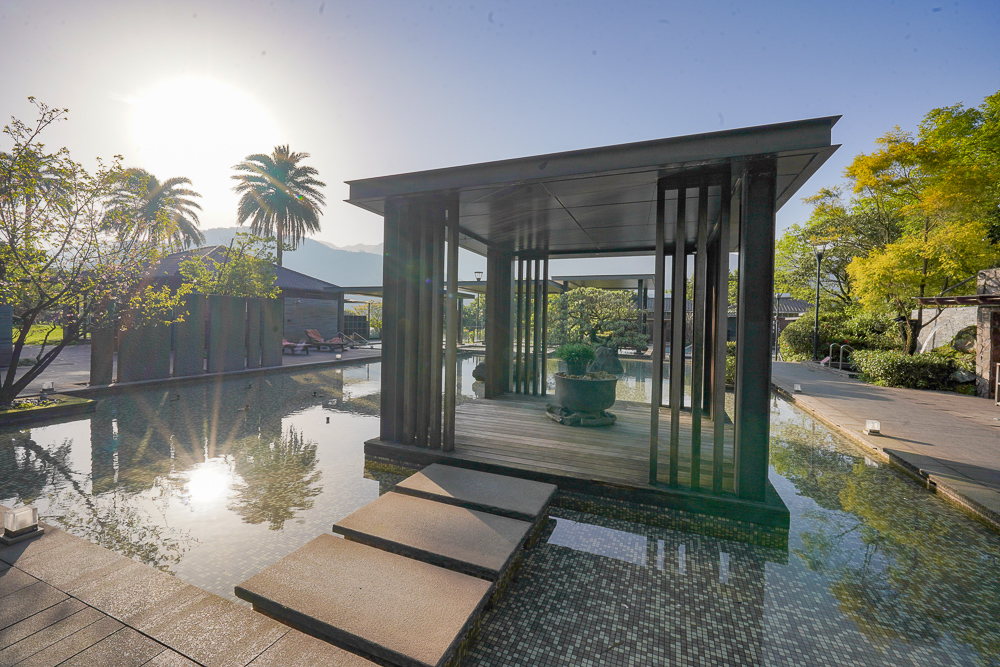 陽明山天籟渡假酒店一泊二食優惠｜2025台北溫泉飯店，秋冬限定$7XXX起含早餐下午茶+水樂園