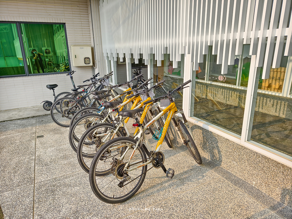 台南親子飯店「南科贊美酒店」阿嬤菜園親子控窯一泊二食、夏天玩水釣魚、免費點心&宵夜