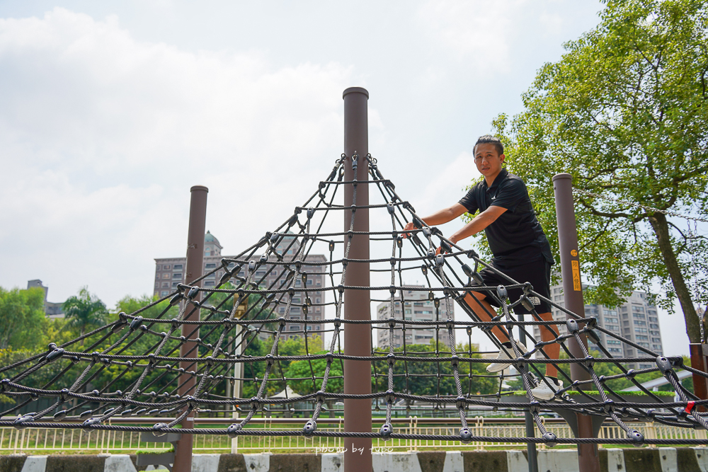 2024【南崁溪桃園區第一河濱公園】最新桃園親子景點,最新巨無霸雲朵彈跳床,森林冒險區,一日遊可以這樣玩