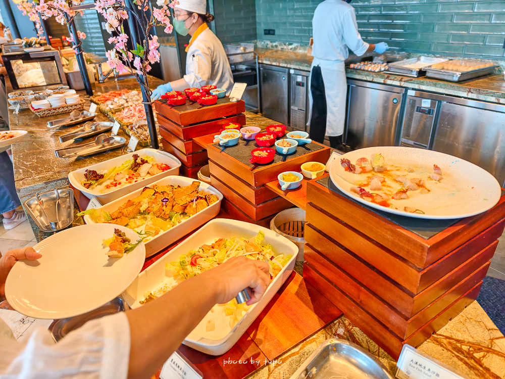 花蓮飯店「花蓮遠雄悅來大飯店」寒假首團優惠專案、一泊二食早晚餐+2日海洋公園門票+贈小孩入住