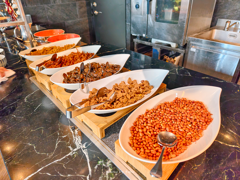 花蓮飯店「花蓮遠雄悅來大飯店」寒假首團優惠專案、一泊二食早晚餐+2日海洋公園門票+贈小孩入住