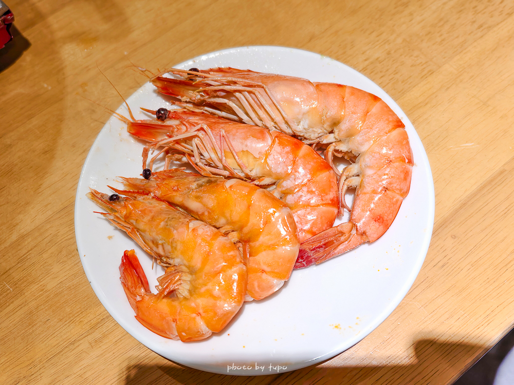 苗栗溫泉飯店推薦｜享沐時光莊園渡假酒店 700坪露天溫泉、每房大浴池，一泊二食最新火鍋晚餐與宵夜｜早餐菜色分享