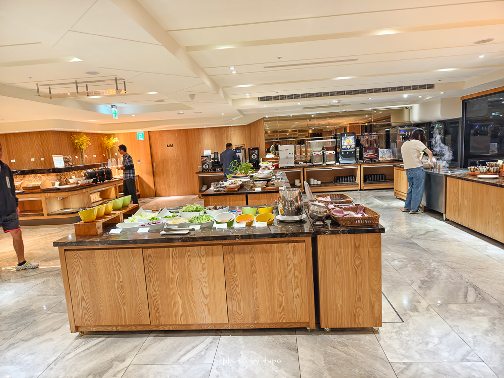 苗栗溫泉飯店推薦｜享沐時光莊園渡假酒店 700坪露天溫泉、每房大浴池，一泊二食最新火鍋晚餐與宵夜｜早餐菜色分享