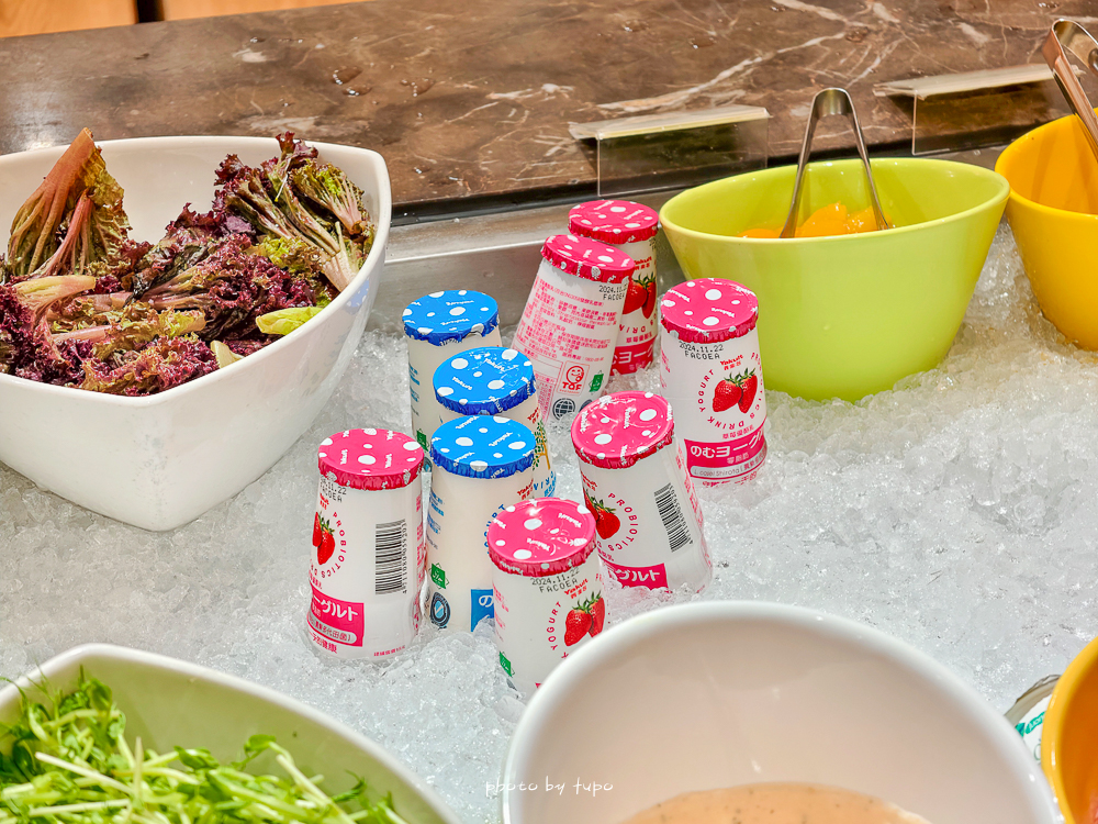 苗栗溫泉飯店推薦｜享沐時光莊園渡假酒店 700坪露天溫泉、每房大浴池，一泊二食最新火鍋晚餐與宵夜｜早餐菜色分享