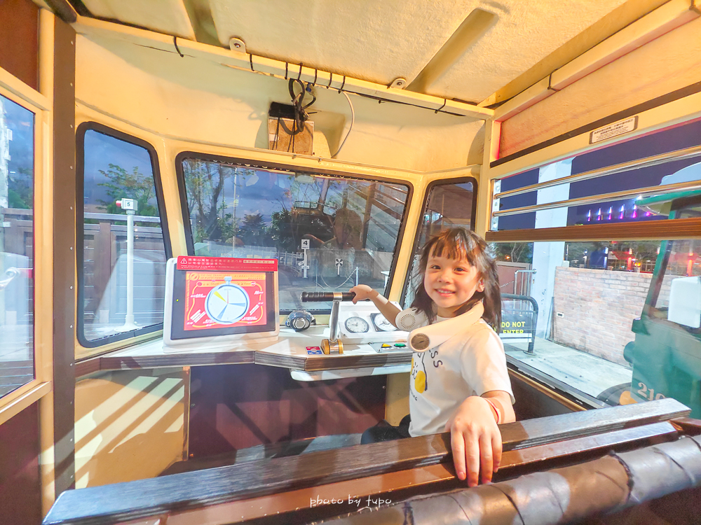 【2025高雄親子飯店推薦】華園大飯店草衙館｜SKM Park旁、含鈴鹿賽道樂園門票，高CP值$2XXX起，親子住宿首選！