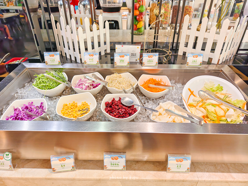 【2025高雄親子飯店推薦】華園大飯店草衙館｜SKM Park旁、含鈴鹿賽道樂園門票，高CP值$2XXX起，親子住宿首選！