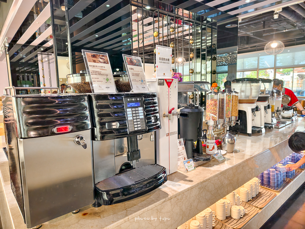 【2025高雄親子飯店推薦】華園大飯店草衙館｜SKM Park旁、含鈴鹿賽道樂園門票，高CP值$2XXX起，親子住宿首選！