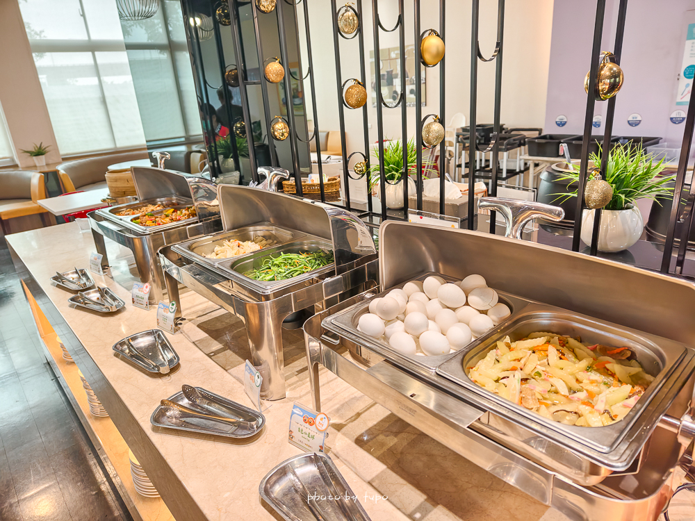 【2025高雄親子飯店推薦】華園大飯店草衙館｜SKM Park旁、含鈴鹿賽道樂園門票，高CP值$2XXX起，親子住宿首選！