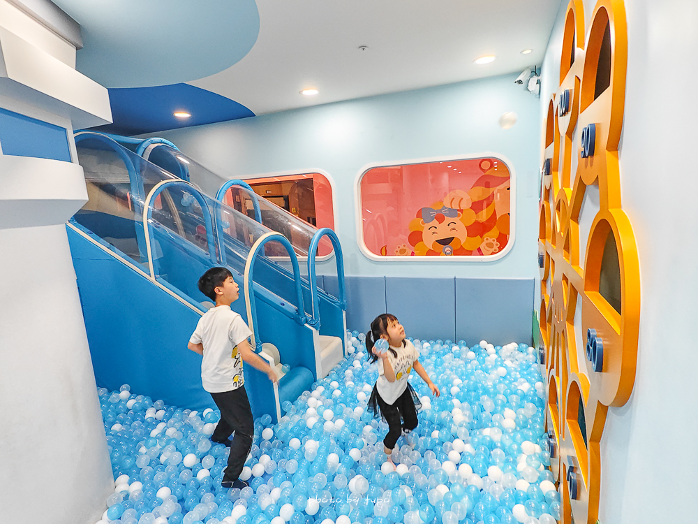【2025高雄親子飯店推薦】華園大飯店草衙館｜SKM Park旁、含鈴鹿賽道樂園門票，高CP值$2XXX起，親子住宿首選！