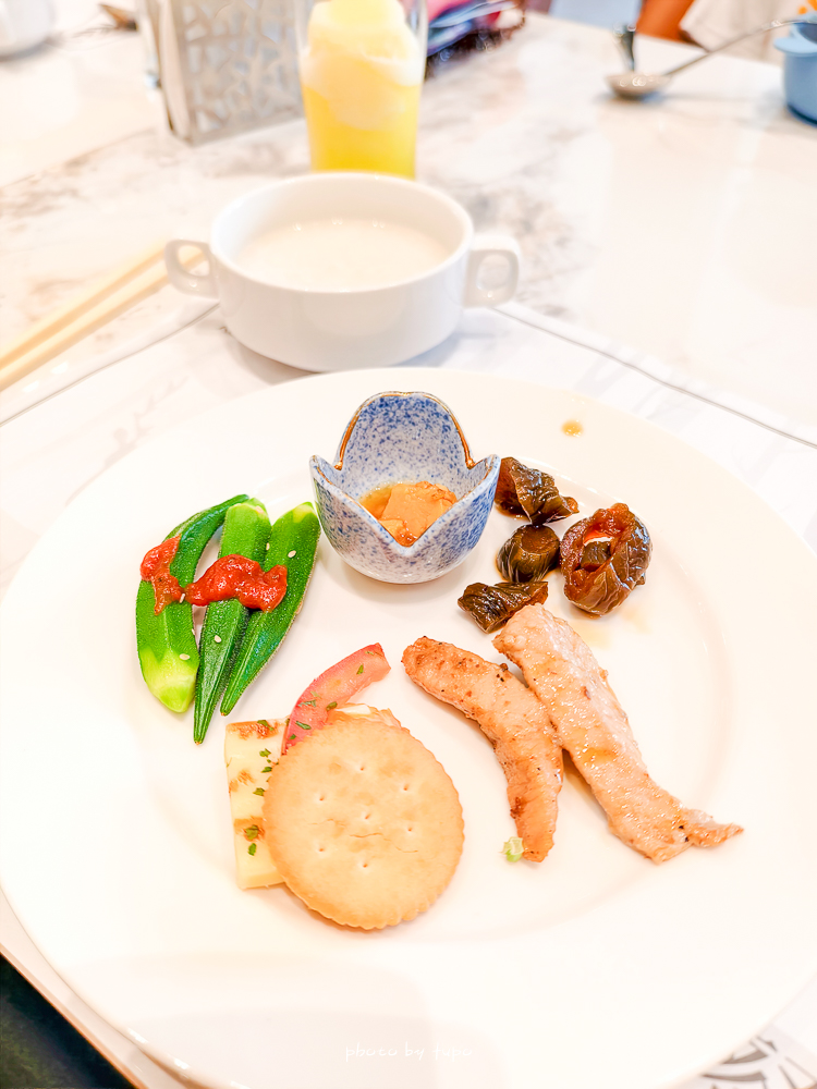 【台南親子飯店推薦】小腹婆帶小屁桃小太陽入住台南晶盈親旅大酒店！超大兒童遊戲室＋免費點心吧，暑假親子旅行首選