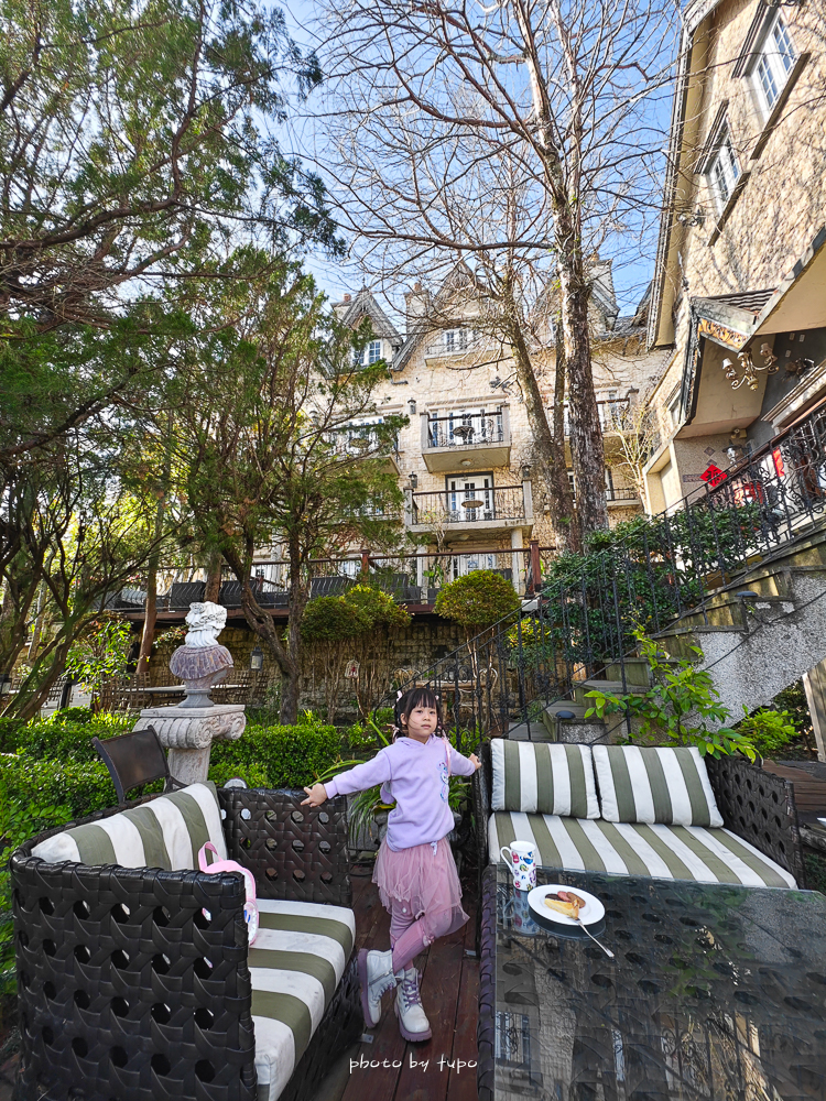 清境霞飛音樂城堡民宿開箱｜小腹婆一家住宿心得｜平價版老英格蘭也太夢幻，全館都是樓中樓房型、還有免費品酒會
