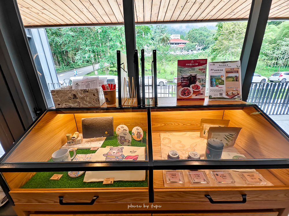 【南投溪頭住宿推薦】溪頭福華渡假飯店,住進森林裡滿版星空飯店,含夜間飛鼠導覽＆五感DIY活動