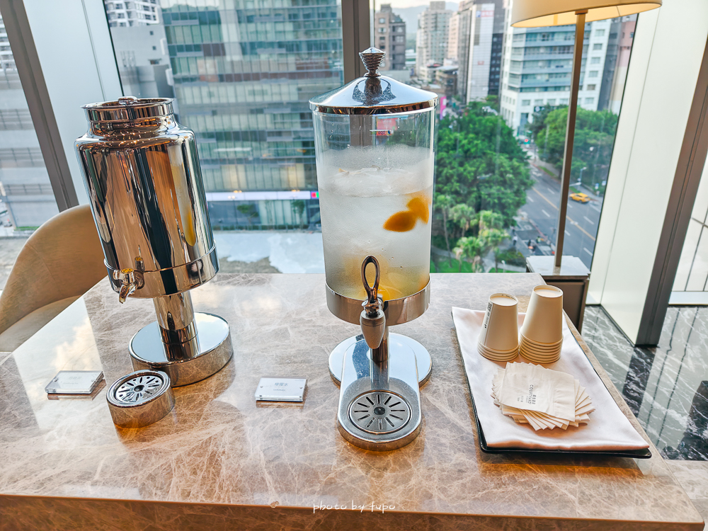 【台北南港住宿推薦】六福萬怡酒店快閃團購｜超狂假日不加價，一泊二食，還有第三第四人免費住！