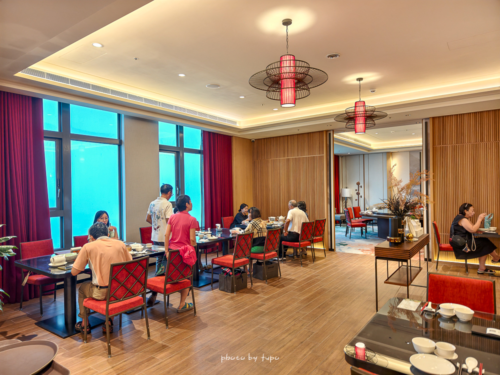 嘉義親子飯店推薦｜嘉義福容VOCO酒店最新開幕，嘉義101地標級住宿，遊戲區＋室內溫水泳池＋高空酒吧
