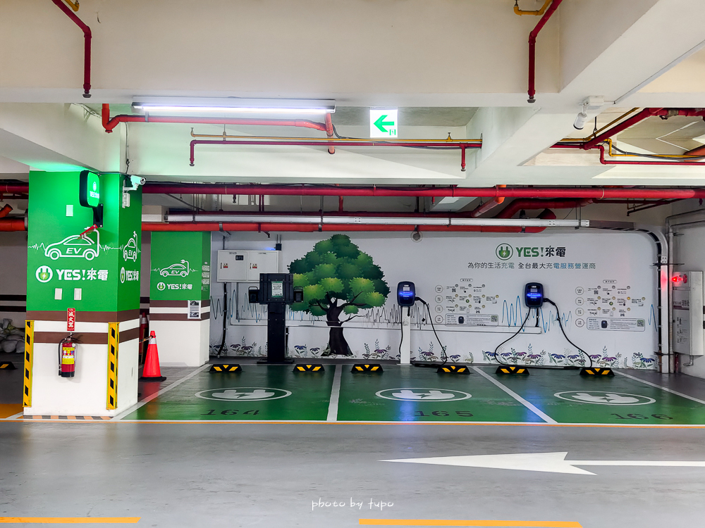 南港汐止平價住宿「汐止福泰大飯店」寬敞舒適的商務行飯店，免費接駁到南港車站.lalaport