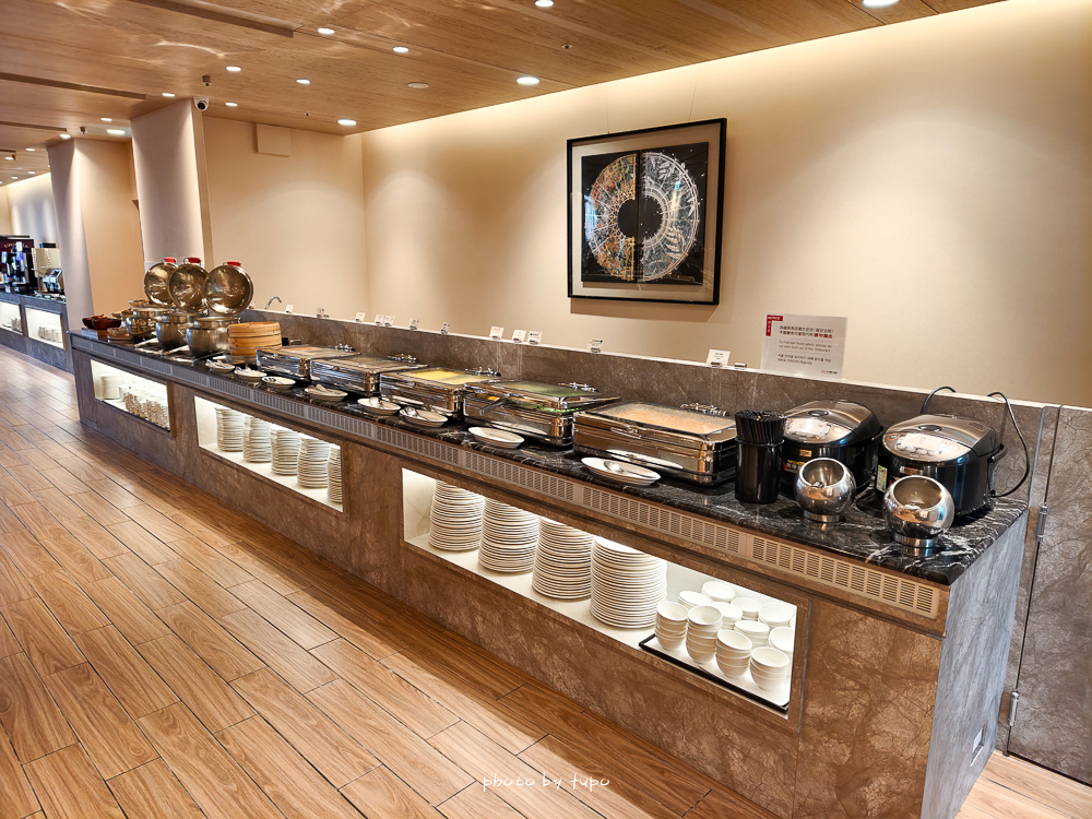 南港汐止平價住宿「汐止福泰大飯店」寬敞舒適的商務行飯店，免費接駁到南港車站.lalaport