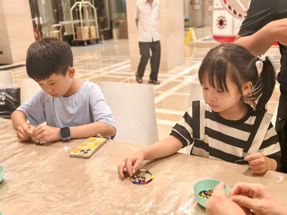 【台東知本金聯世紀酒店】溫泉飯店快閃優惠｜全新泳池＆遊戲區，好愛滿版山景房，送兩位孩童入住再享延退！