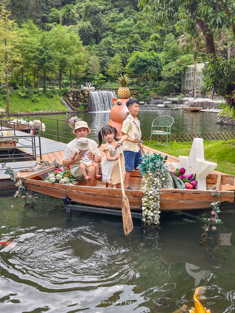 美暈!宜蘭【鳳梨屋水上莊園】水上森林住宿,房間開門可餵魚、最新動物區、還能體驗水桶划船! 美暈!宜蘭【鳳梨屋水上莊園】水上森林住宿,房間開門可餵魚、最新動物區、還能體驗水桶划船!