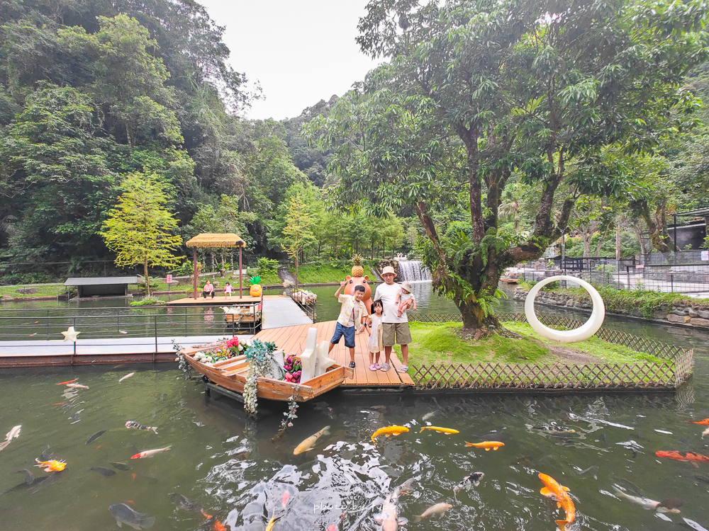 美暈!宜蘭【鳳梨屋水上莊園】水上森林住宿,房間開門可餵魚、最新動物區、還能體驗水桶划船! 美暈!宜蘭【鳳梨屋水上莊園】水上森林住宿,房間開門可餵魚、最新動物區、還能體驗水桶划船!