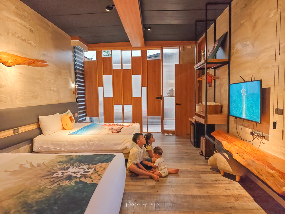 美暈!宜蘭【鳳梨屋水上莊園】水上森林住宿,房間開門可餵魚、最新動物區、還能體驗水桶划船! 美暈!宜蘭【鳳梨屋水上莊園】水上森林住宿,房間開門可餵魚、最新動物區、還能體驗水桶划船!