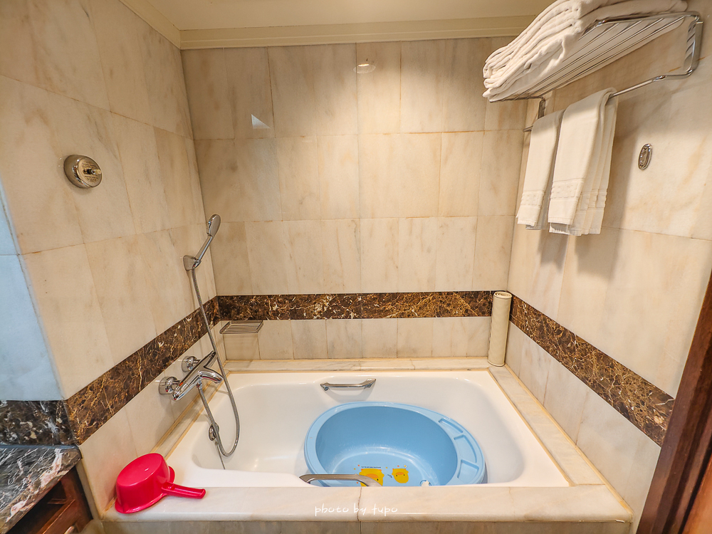 台南住宿推薦|台南台糖長榮酒店最新住宿心得:親子友善、戶外泳池、近文化中心,CP值爆高! 台南住宿推薦|台南台糖長榮酒店最新住宿心得:親子友善、戶外泳池、近文化中心,CP值爆高!