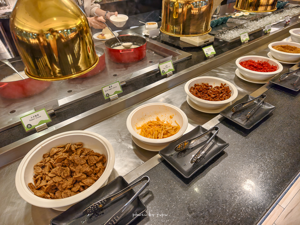 台南住宿推薦｜台南台糖長榮酒店最新住宿心得：親子友善、戶外泳池、近文化中心，CP值爆高！