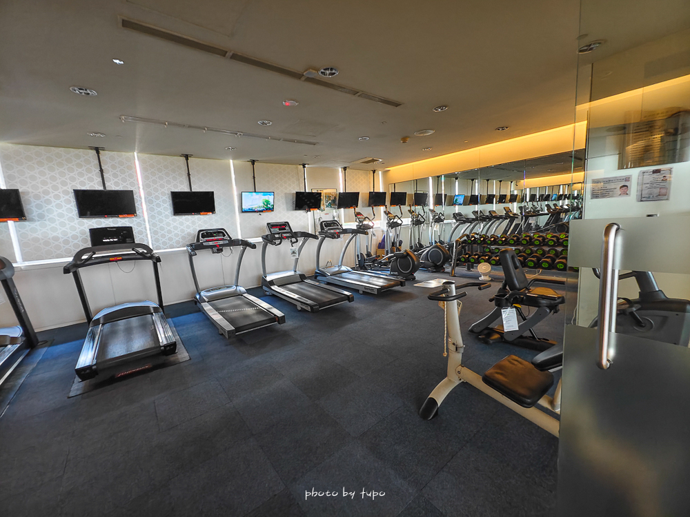 台南住宿推薦｜台南台糖長榮酒店最新住宿心得：親子友善、戶外泳池、近文化中心，CP值爆高！