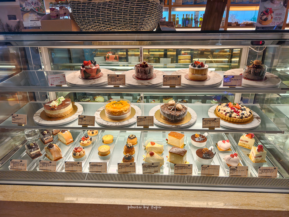 台南住宿推薦｜台南台糖長榮酒店最新住宿心得：親子友善、戶外泳池、近文化中心，CP值爆高！