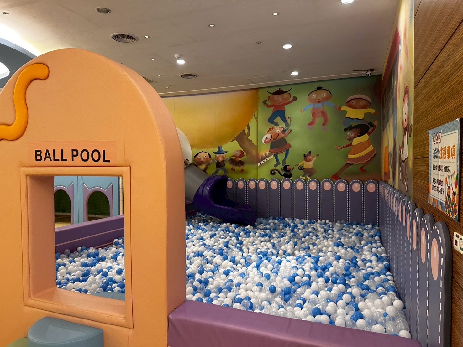 2026墾丁凱撒「墾丁凱撒大飯店」一泊二食住宿優惠$4xxx起！峇里島南洋風飯店，無敵海景早餐、親子遊戲區