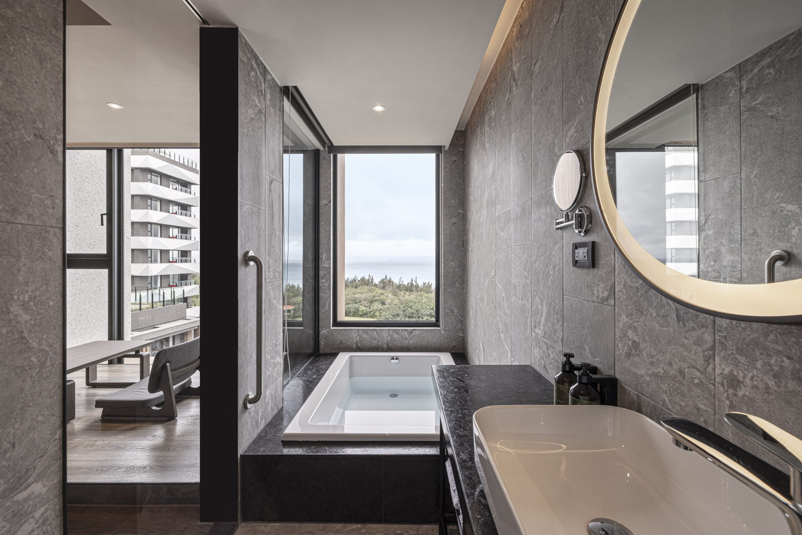 【2026 花蓮住宿推薦】煙波花蓮太魯閣 山闊館｜早午餐吃到 13:30、第三位免費住、寵物友善親子飯店