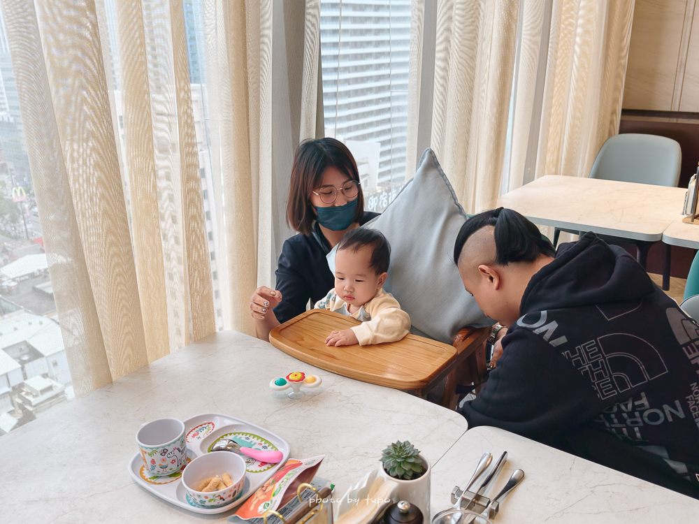 高雄 H2O Hotel 水京棧國際酒店評價|值得住嗎?超狂下午茶、京站會館菜色、透明泳池、房型、早餐牛排完整開箱 高雄 H2O Hotel 水京棧國際酒店評價|值得住嗎?超狂下午茶、京站會館菜色、透明泳池、房型、早餐牛排完整開箱