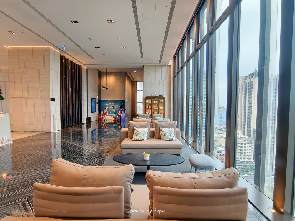 高雄 H2O Hotel 水京棧國際酒店評價|值得住嗎?超狂下午茶、京站會館菜色、透明泳池、房型、早餐牛排完整開箱 高雄 H2O Hotel 水京棧國際酒店評價|值得住嗎?超狂下午茶、京站會館菜色、透明泳池、房型、早餐牛排完整開箱